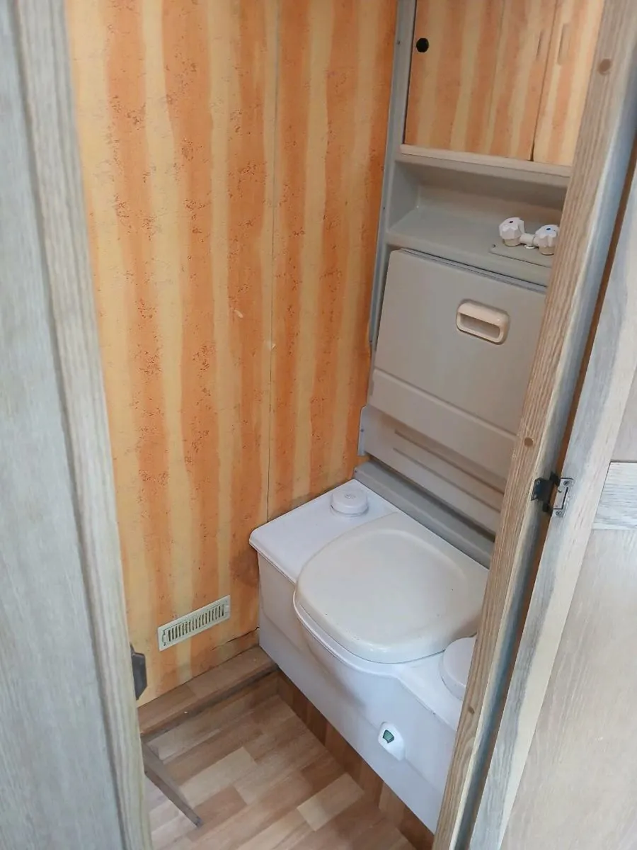 Caravan for sale - Image 4