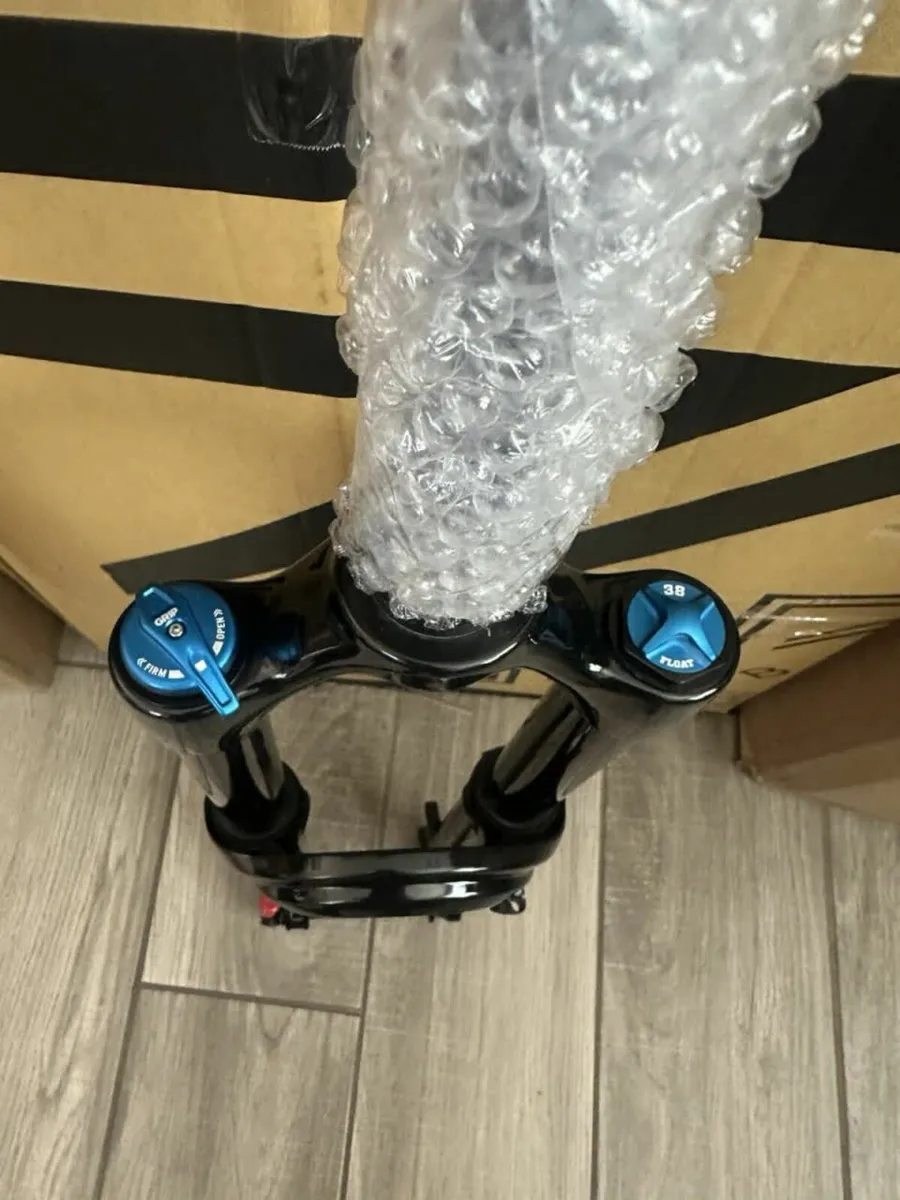 Fox perfomance series 38 float 29 180mm grip - Image 2