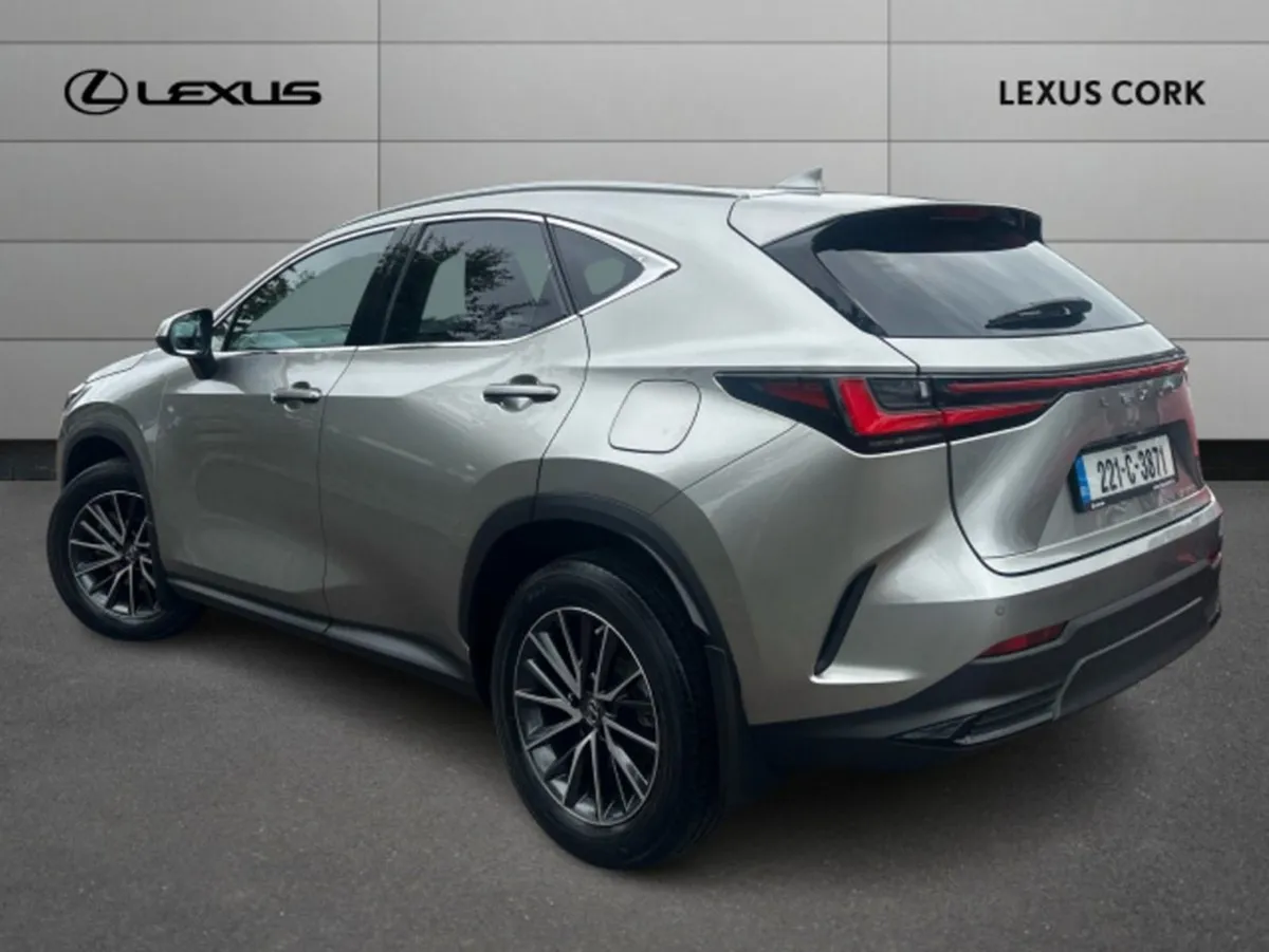 Lexus NX 300h Nx350h Executive FWD - Image 3