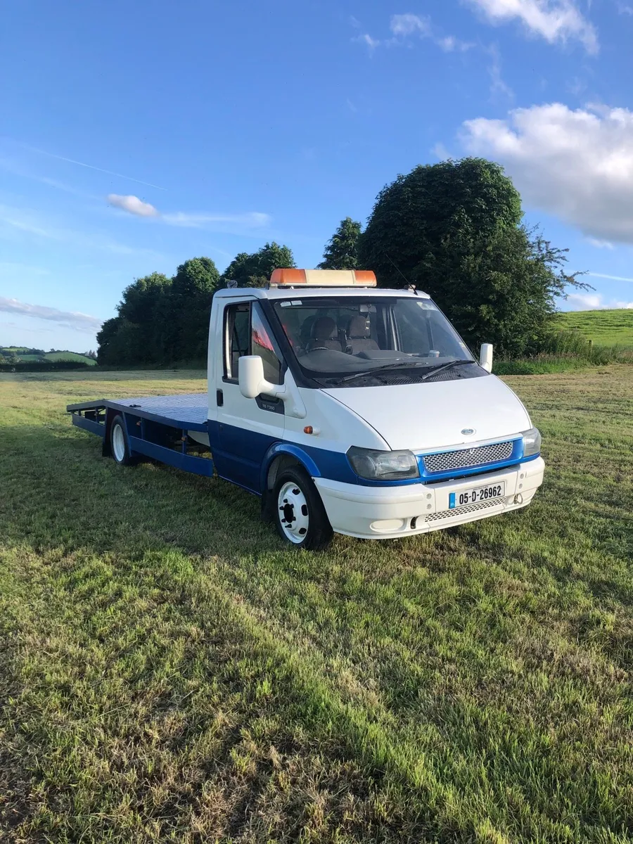 Ford Transit Recovery Truck - Image 2