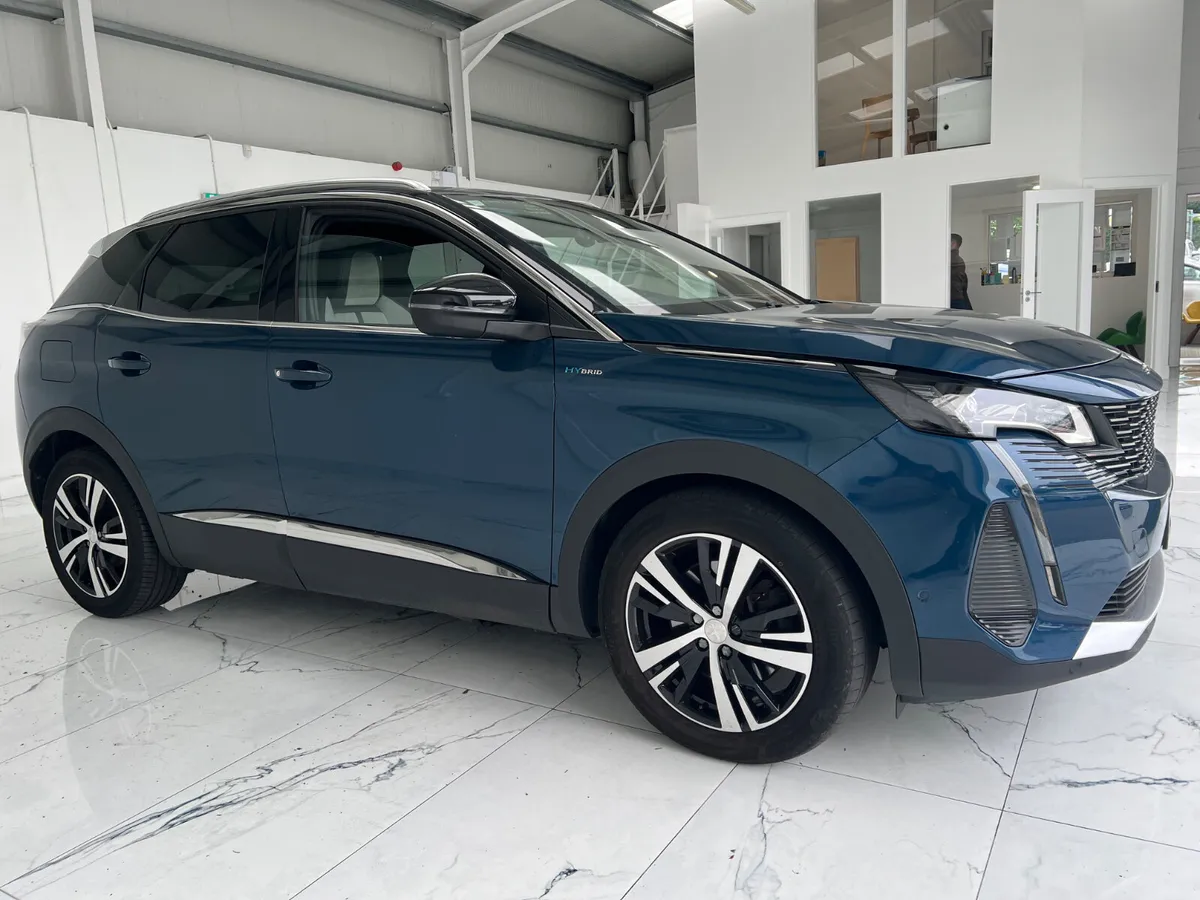 Peugeot 3008 2021 - Image 3