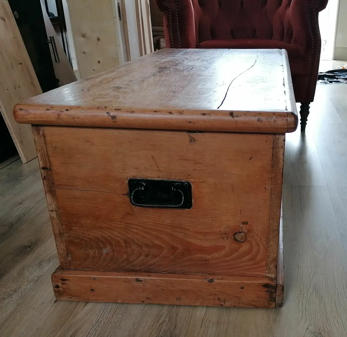 Antique Lady's Travel Trunk - Image 3