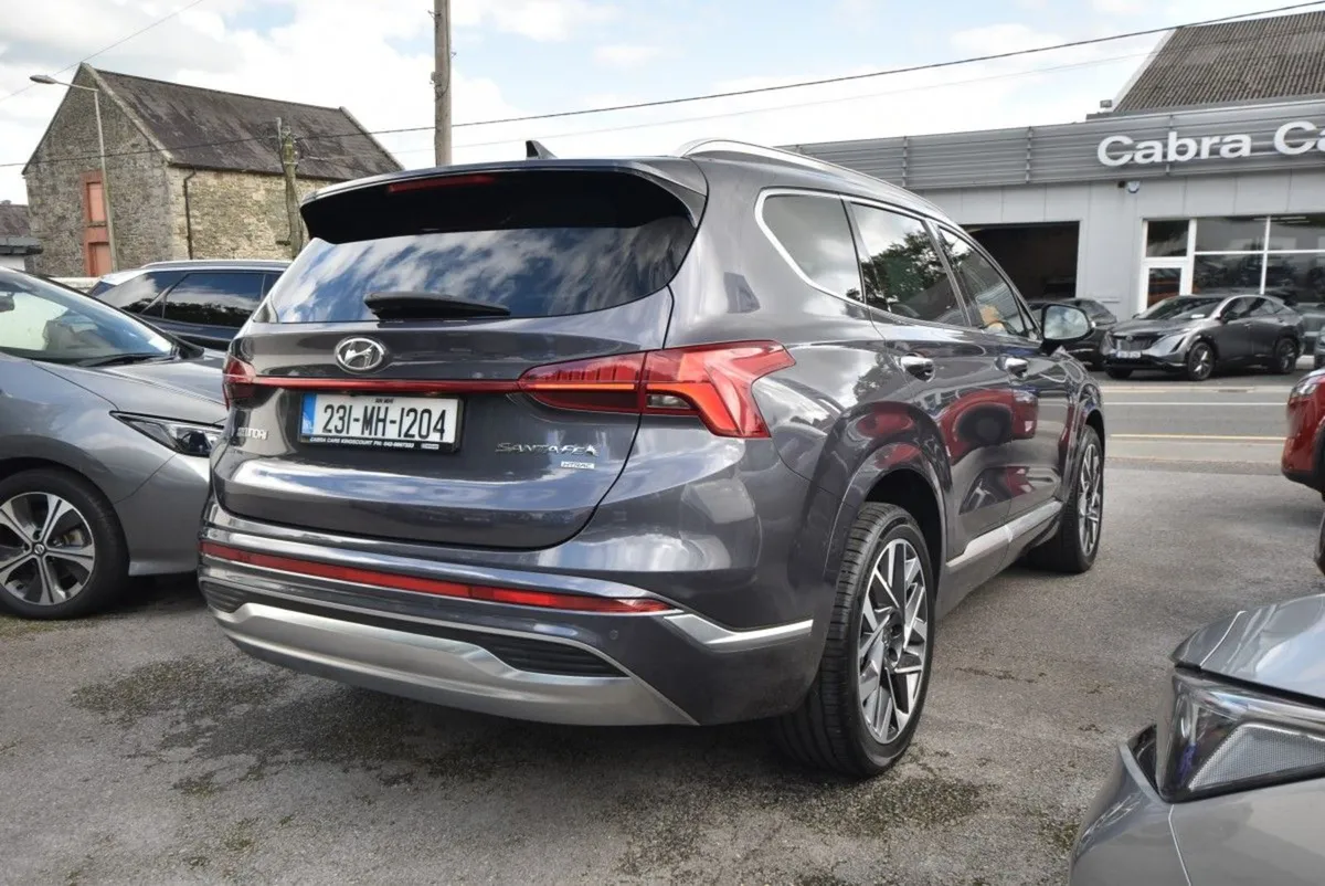 Hyundai Santa Fe 2.2 Crdi 4WD Executive Plus Auto - Image 2