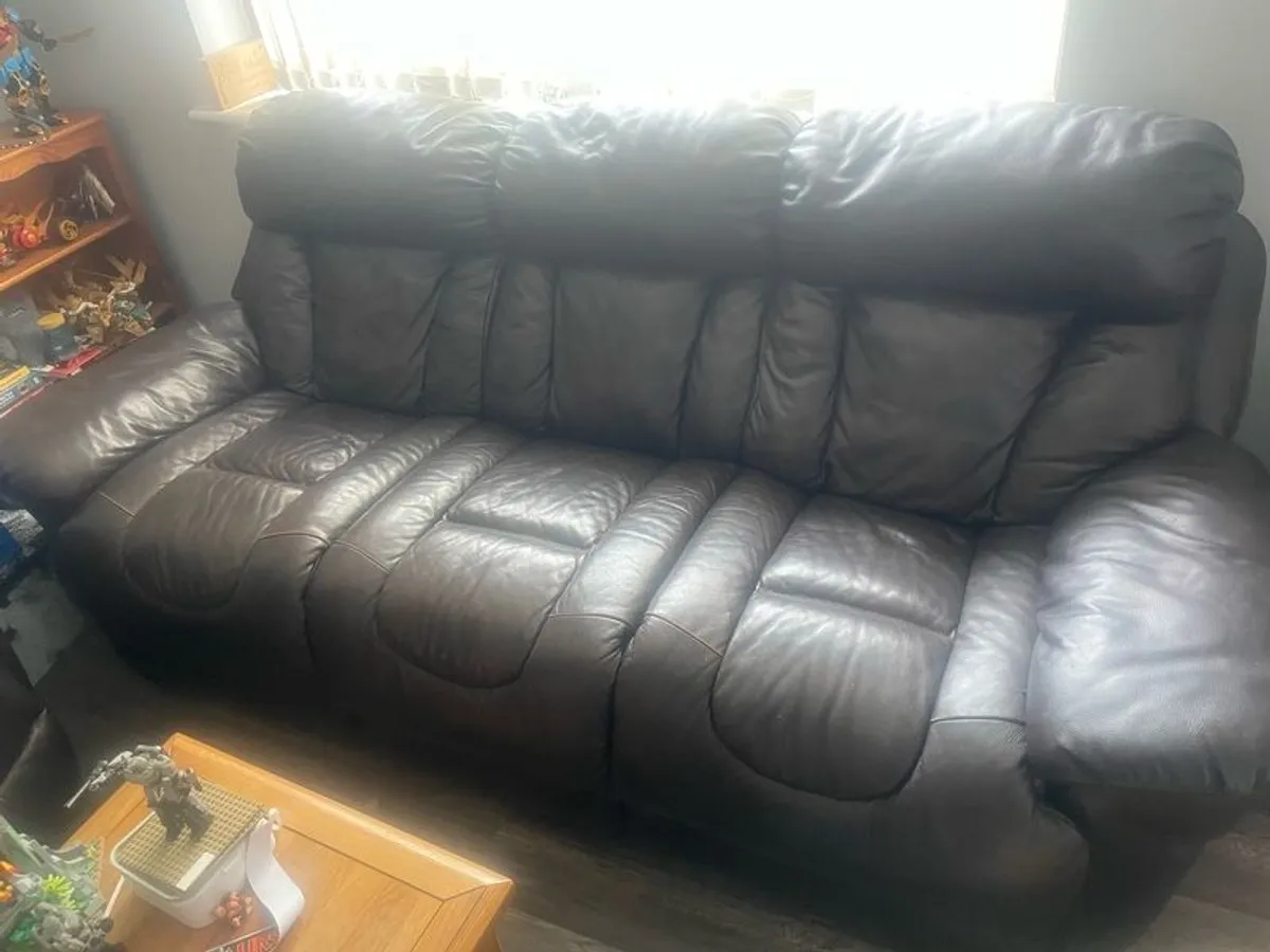 3 seater - Image 1