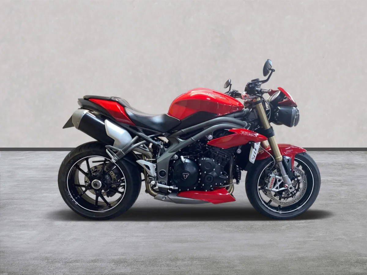 Triumph Speed Triple S 1050 with Extras/Low Miles - Image 1