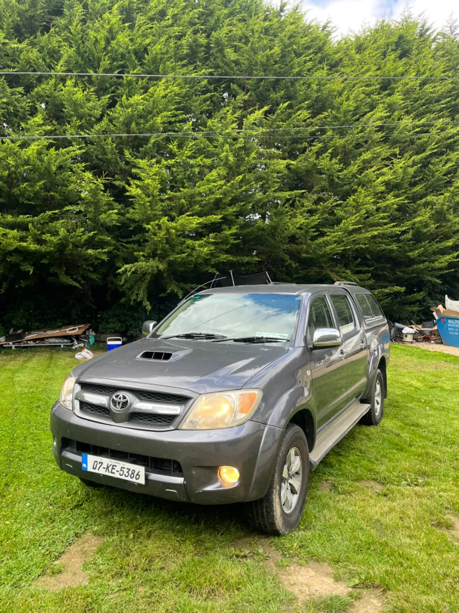 Toyota Hilux 2007 - Image 2