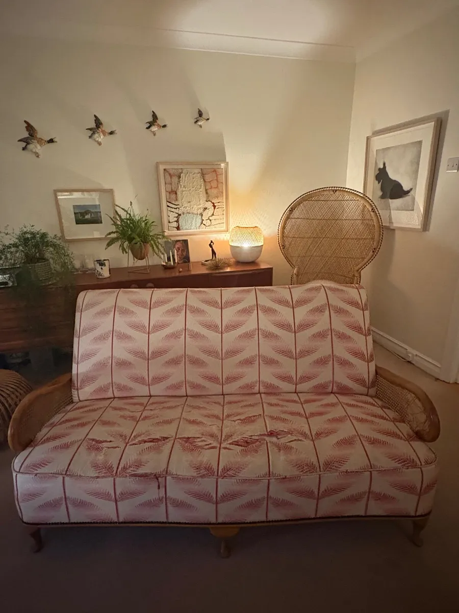 1950s sofa & 2 chairs - Image 2