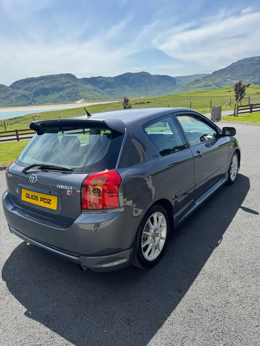 2005 Toyota Corolla T-Sport - Image 4