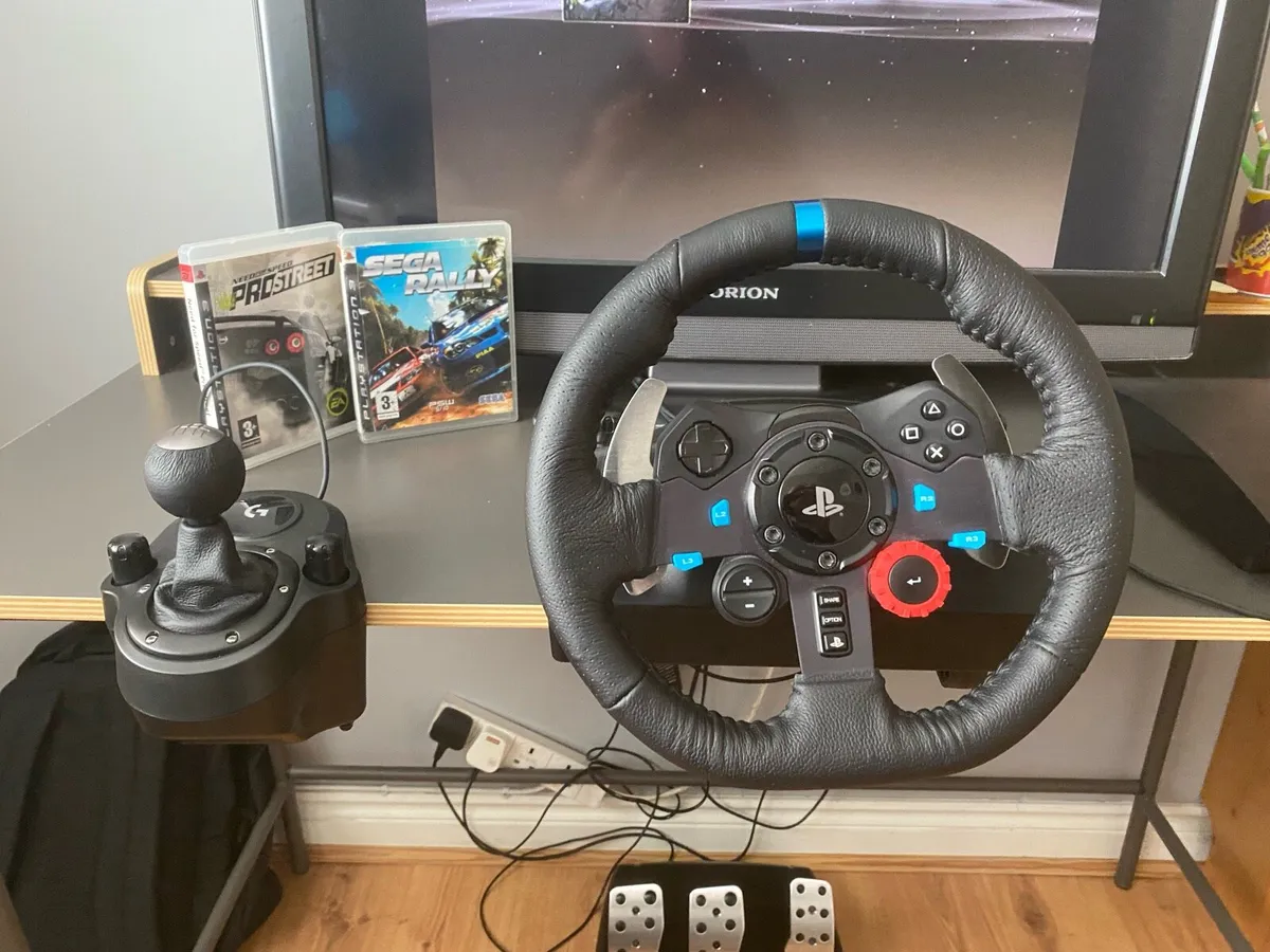 PlayStation 3 with steering wheel - Image 2