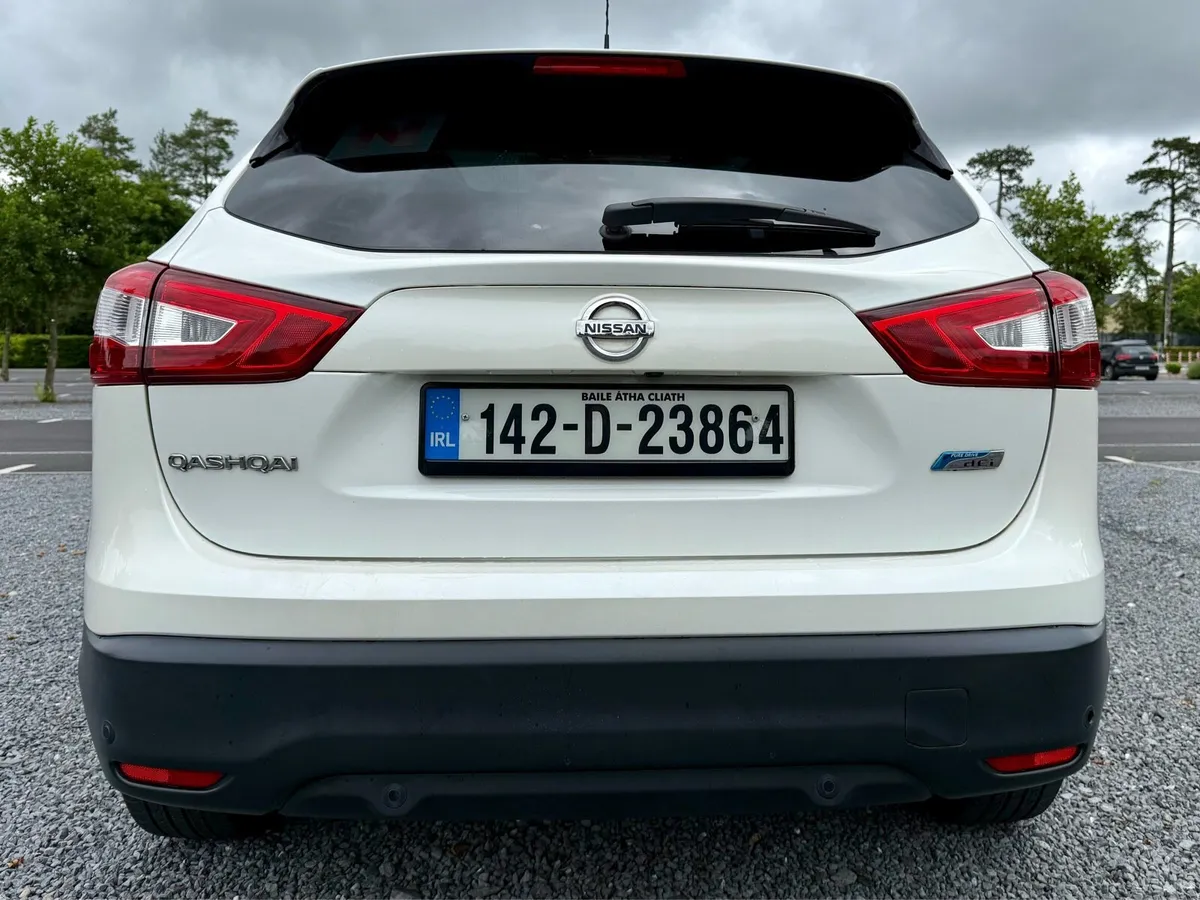 Nissan Qashqai 2014 Acenta Premium. Quick sale. - Image 4