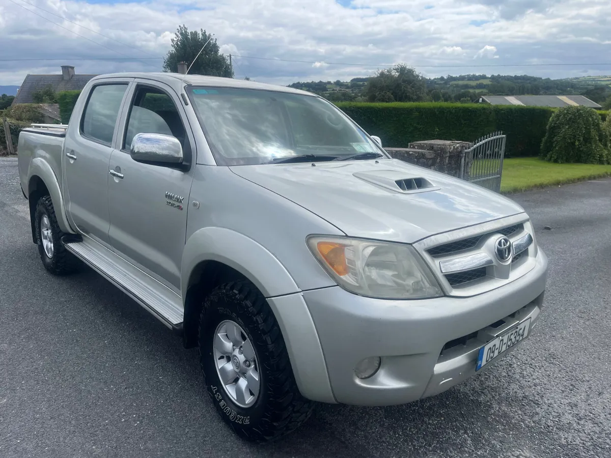 Toyota Hilux 2009 - Image 1