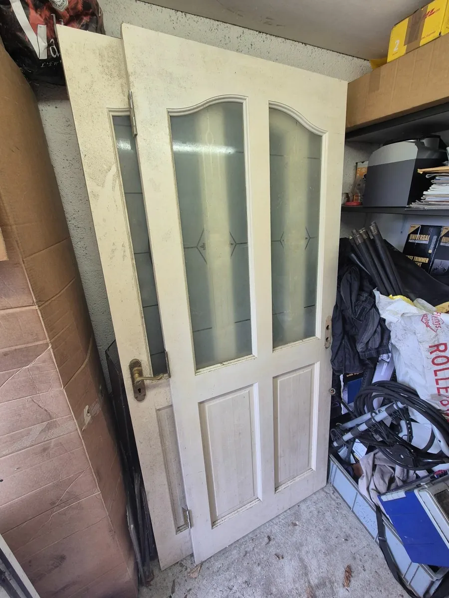Internal doors - Image 2