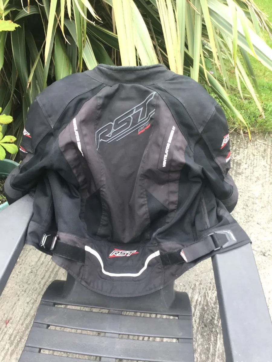 Yamaha R1  standard Exhausts / Rst textile Jacket - Image 4