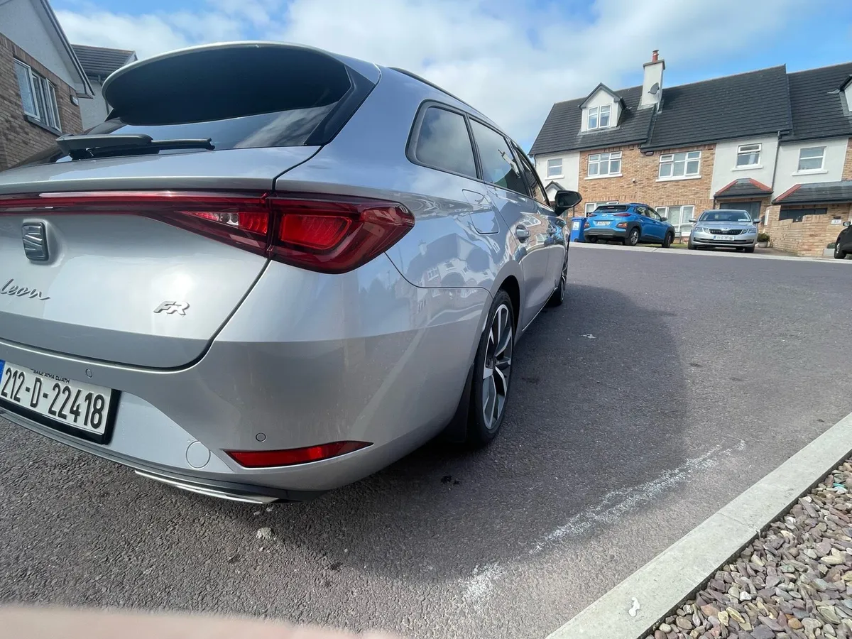 Seat Leon FR estate - Image 3