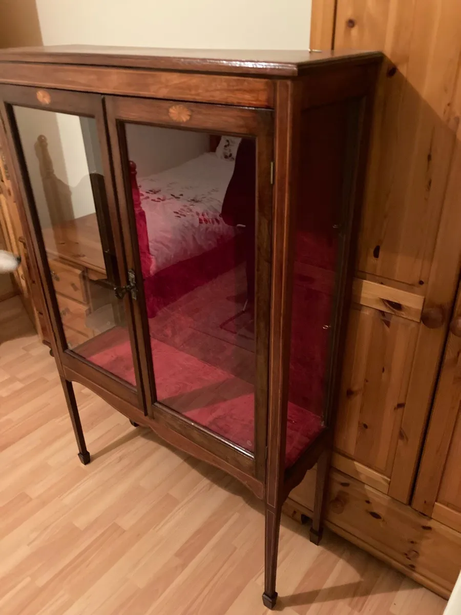 Antique display cabinet - Image 1