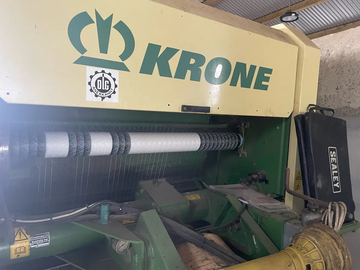 Krone roundpack 1250 clean baler £8000 plus vat - Image 3