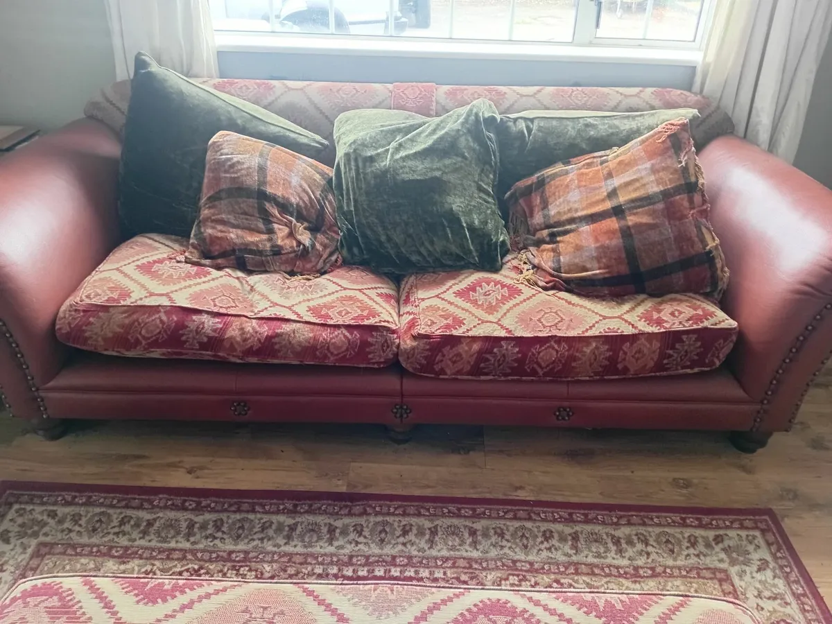 Tetrad lounge suite - Image 2