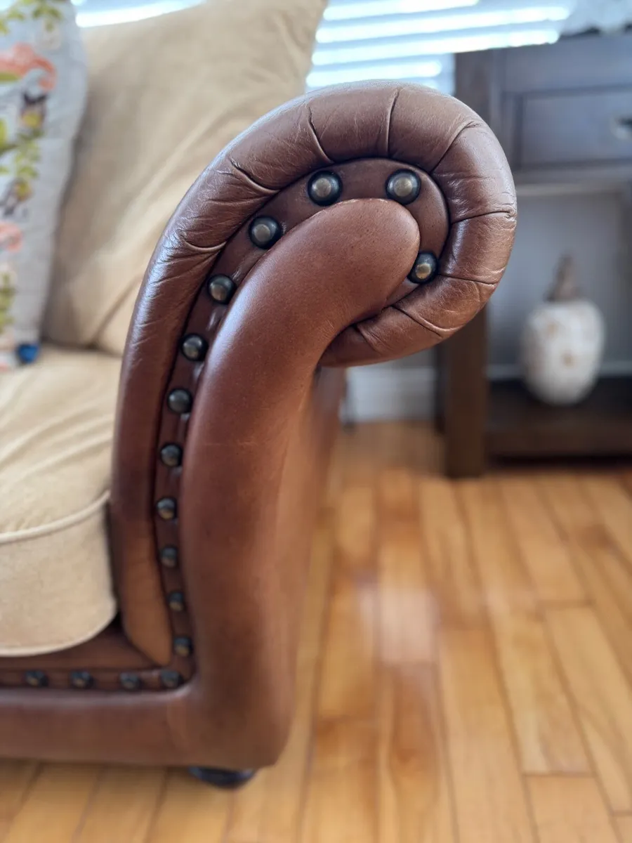Sofa - Image 2