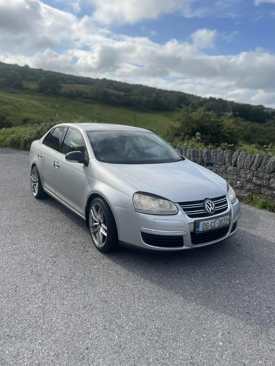 Volkswagen Jetta 2006 - Image 1