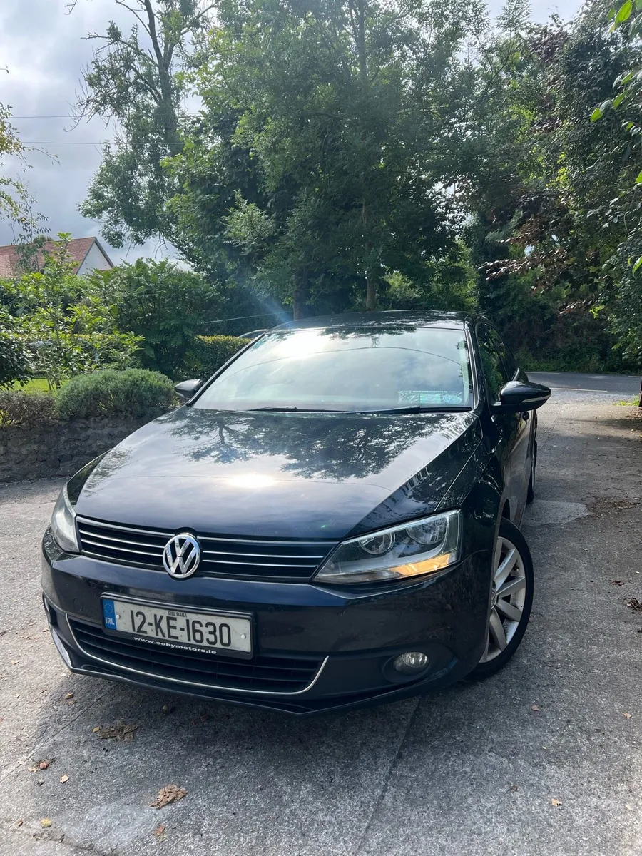 VW Jetta 2012 - Image 1