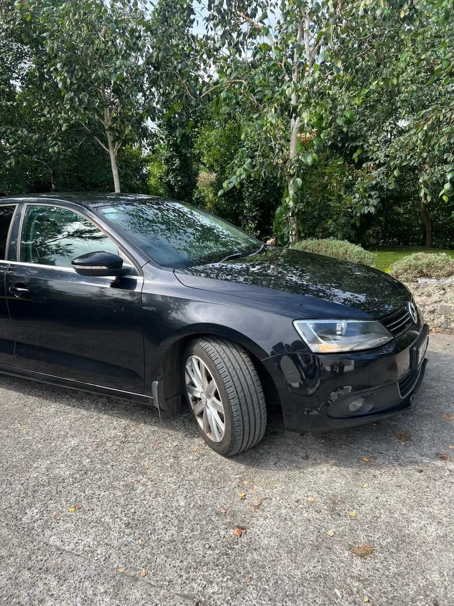 VW Jetta 2012 - Image 4