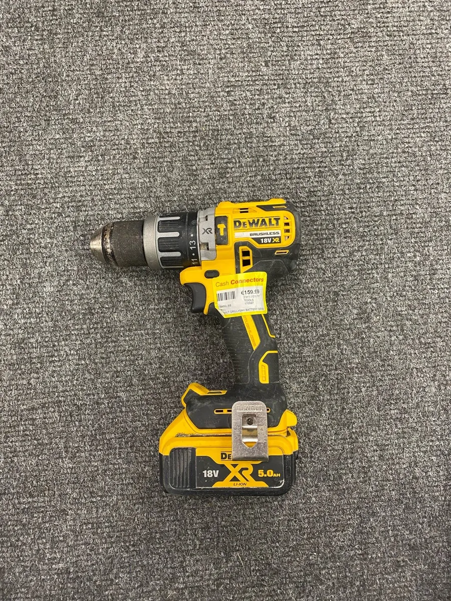 Dewalt DCD796 Drill + 5AH Battery - Image 1