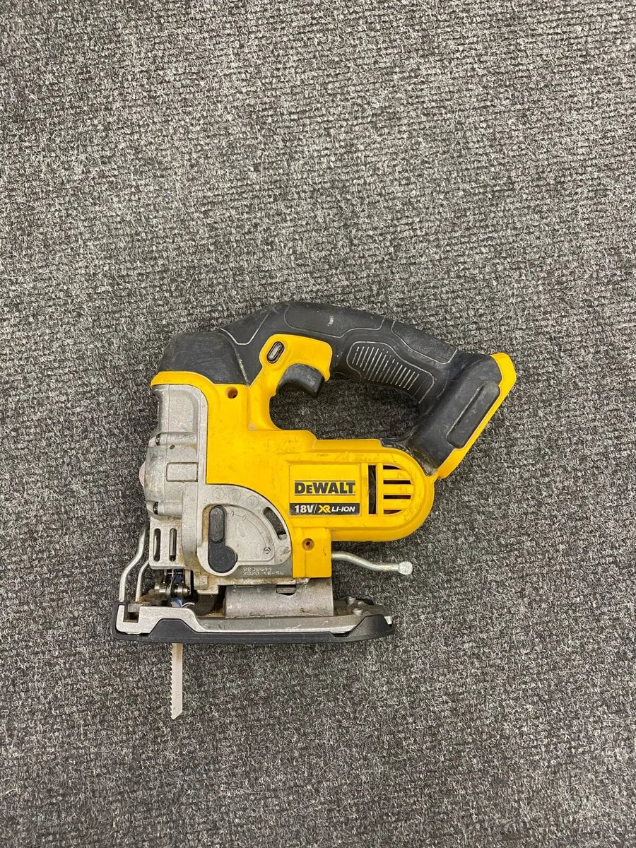DeWalt DCS331 Jigsaw 18V Bare Unit - Image 1