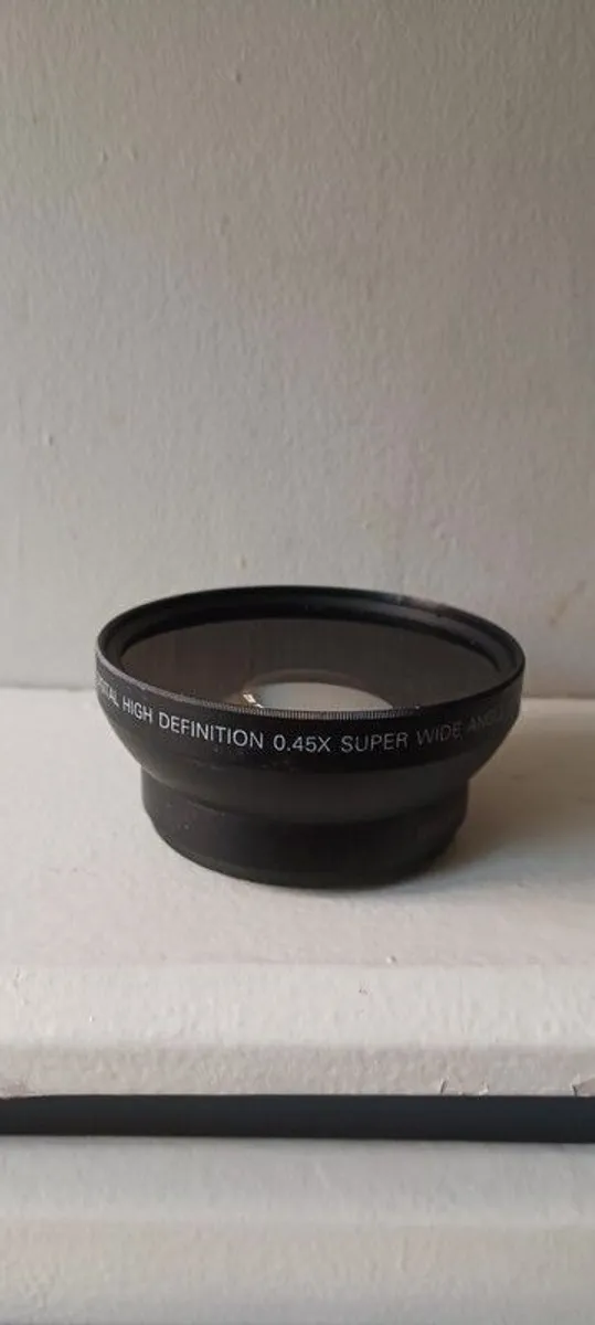 Nikon D3000 camera plus extras - Image 3