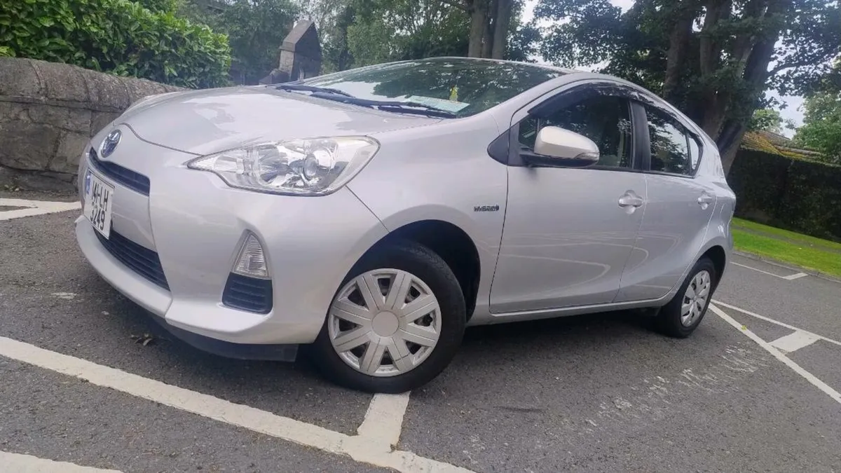 TOYOTA AQUA HYBRID~TAX & BRAND NEW NCT 10/26=€7950 - Image 2