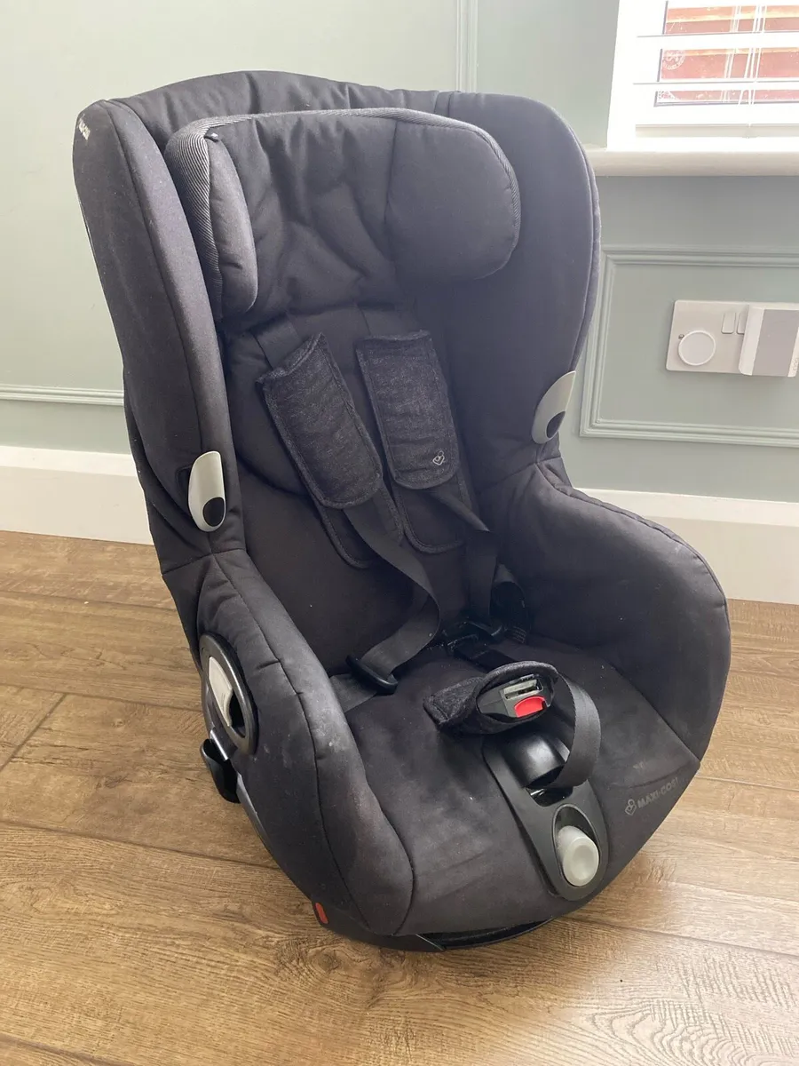 Maxi-Cosi Axiss Car seat - Image 1