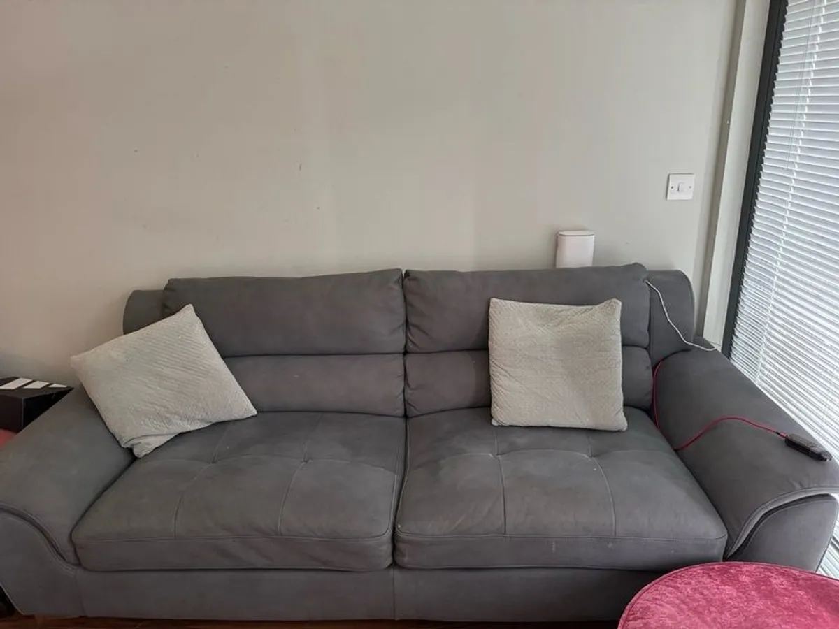 2 piece sofa - Image 1