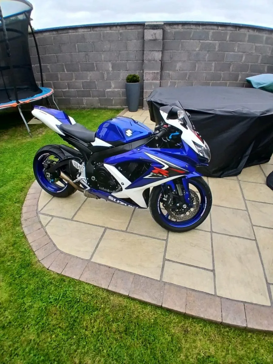 Suzuki Gsxr 750 K8 - Image 1