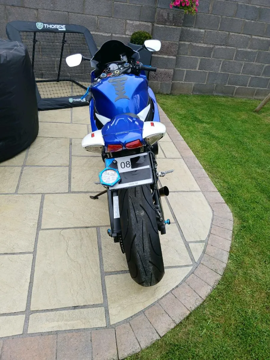 Suzuki Gsxr 750 K8 - Image 2