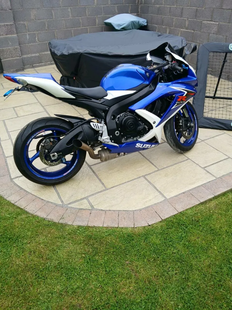 Suzuki Gsxr 750 K8 - Image 4