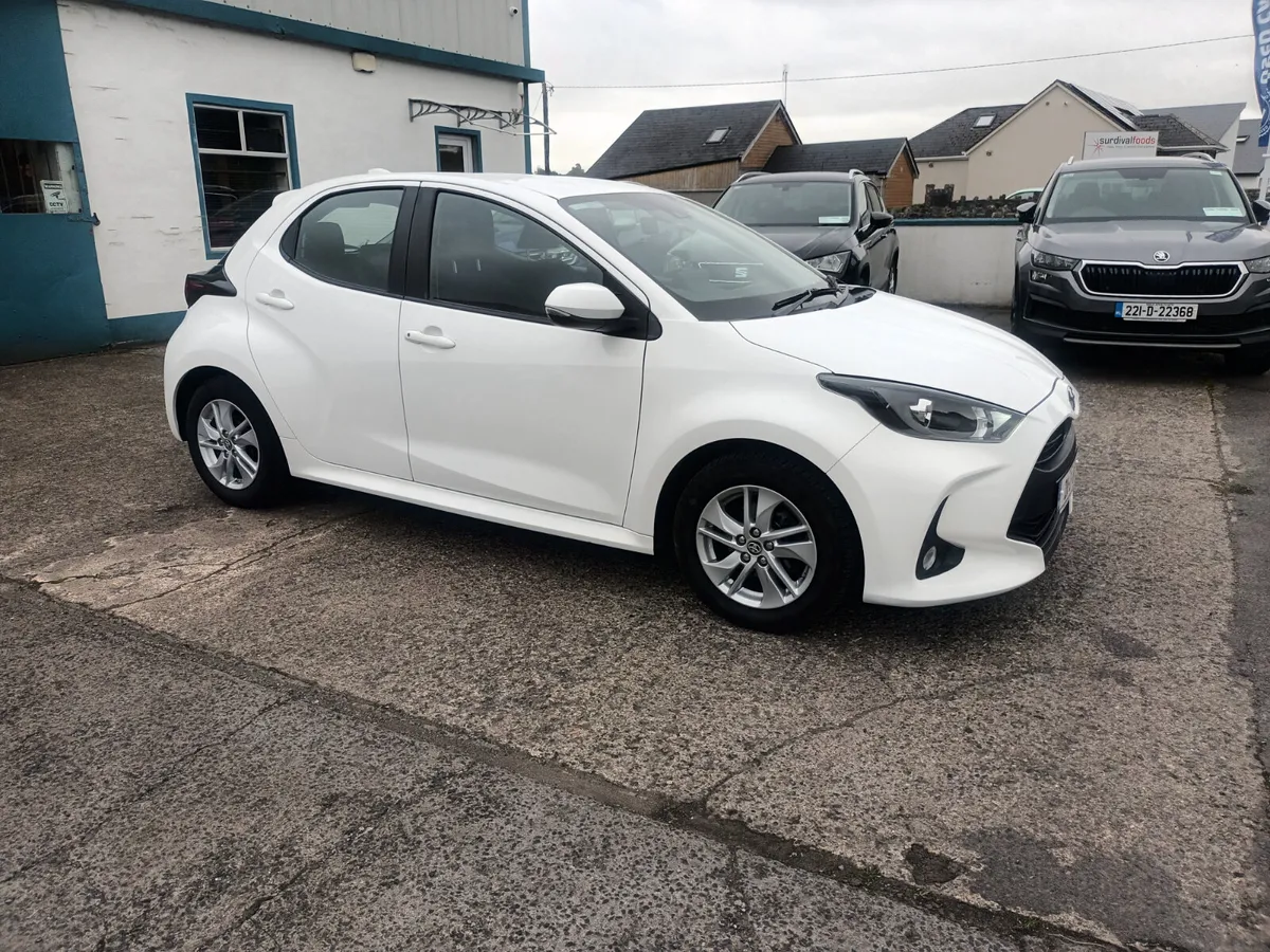 2021 Toyota Yaris 1.0 5Dr Luna - Image 2