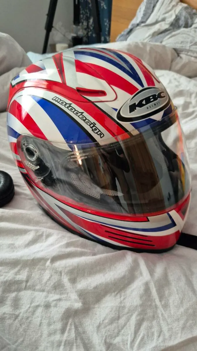 Kbc motorbike helmet - Image 1