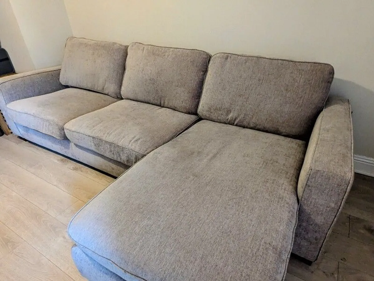 Grey sofa with right-hand chaise - Image 2
