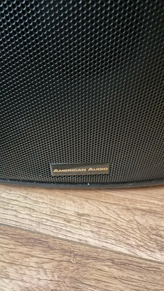 Bluetooth portable speaker - Image 2