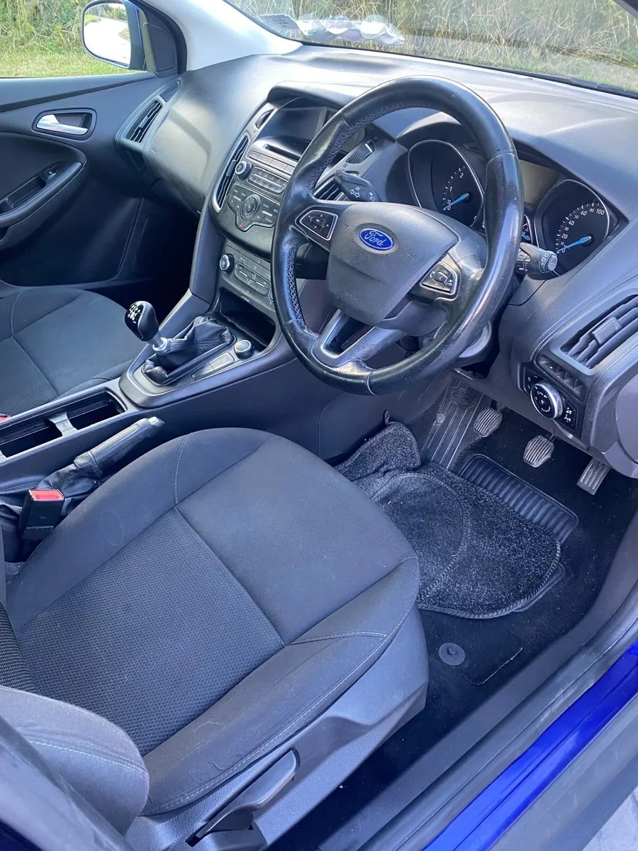 Ford Focus 2015- 1 lady owner - Image 4