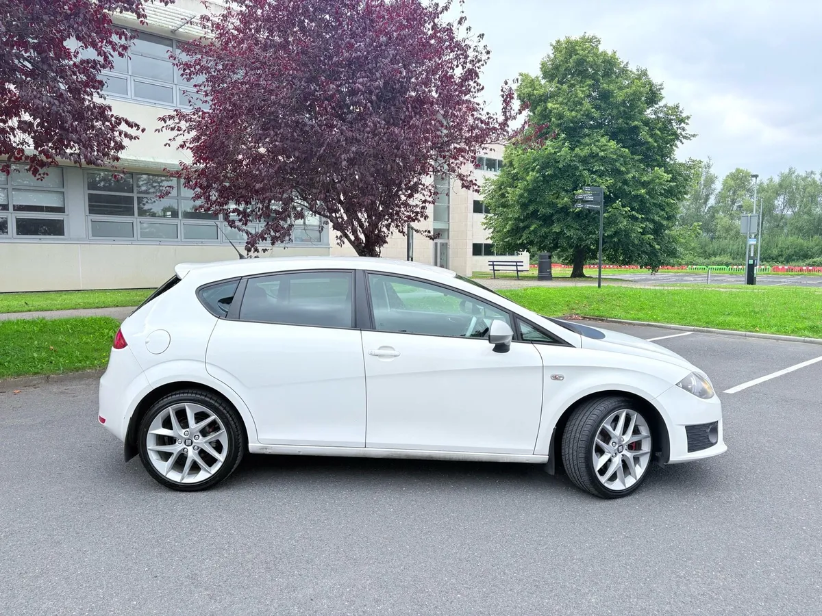 2010 Seat Leon FR - DSG - Image 4