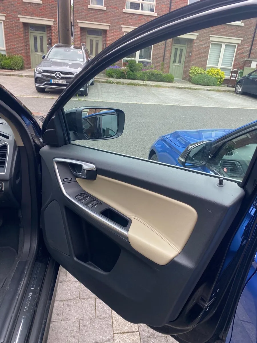 2016 Volvo XC60 D4 FWD - Low Mileage - Image 2