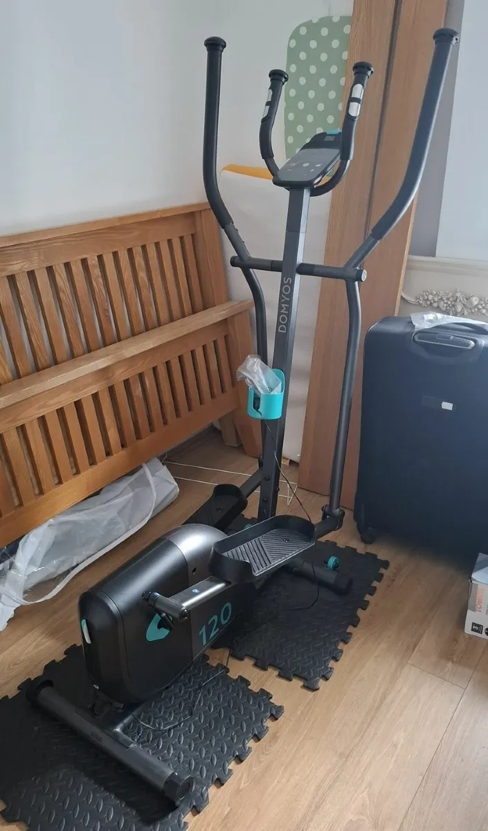 Cross Trainer Essential 120 - CASH ONLY - Image 1