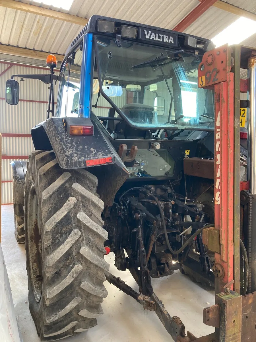 Valtra 6750 - Image 4