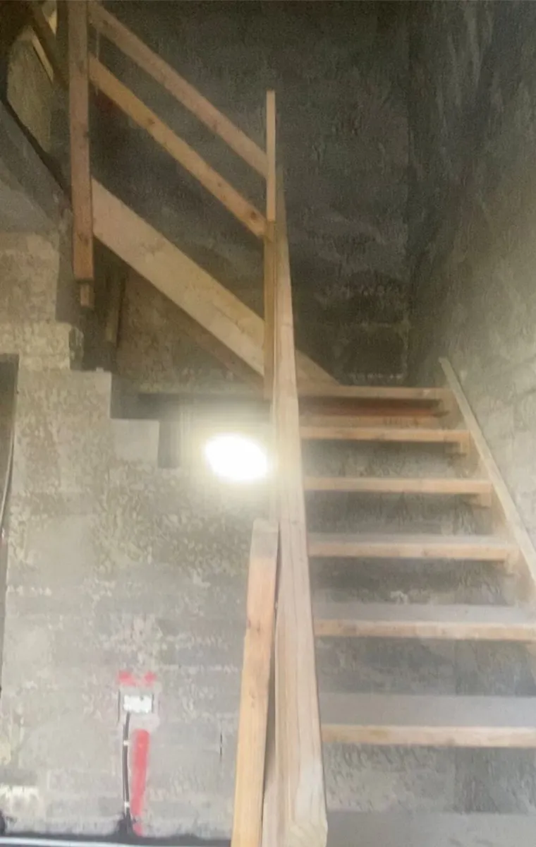 Temporary stairs