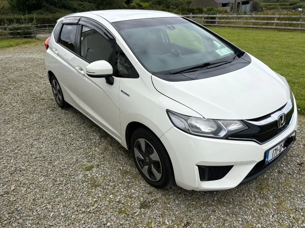 Honda Fit 2017 - Image 3