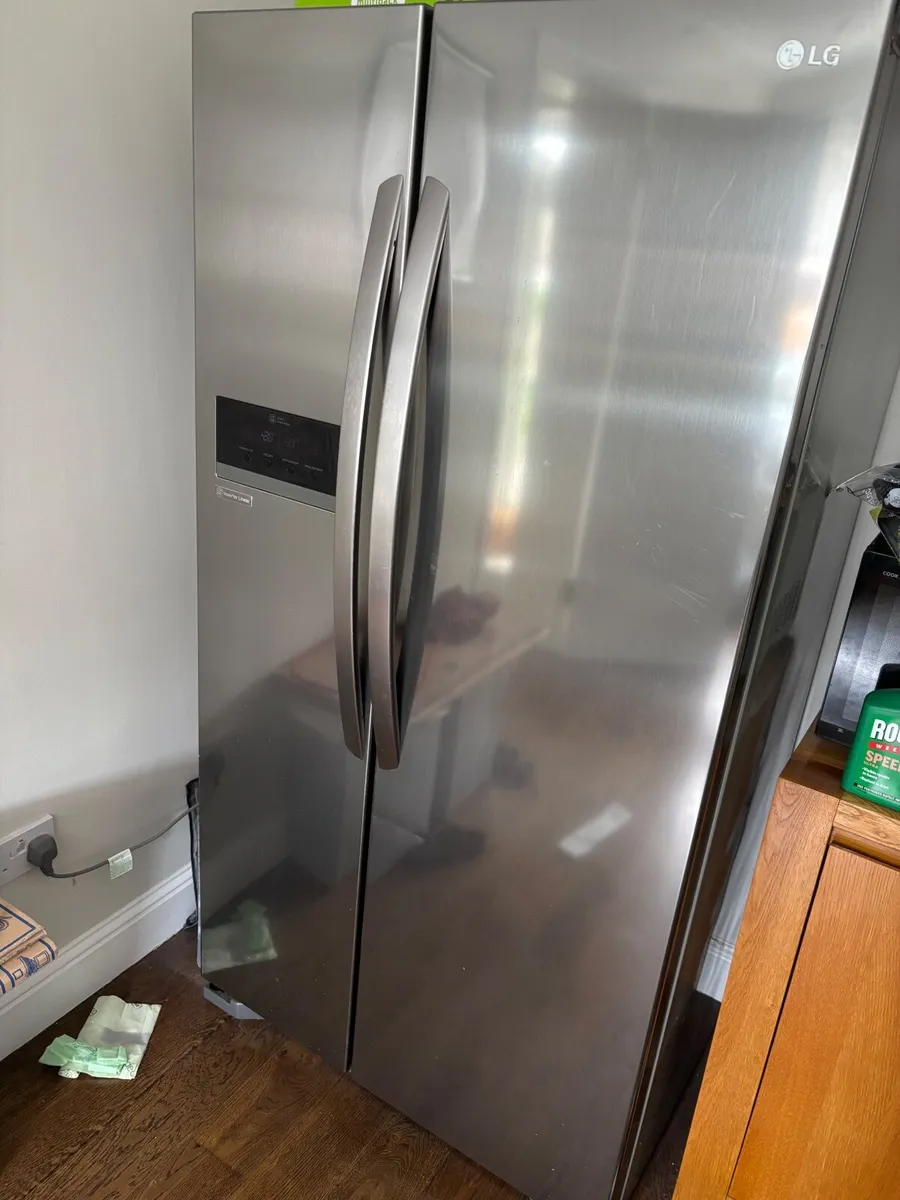 LG Fridge Freezer - Image 1