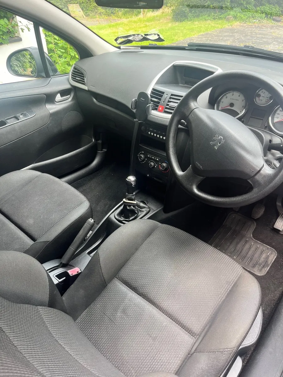 2010 Peugeot 207 - Image 4