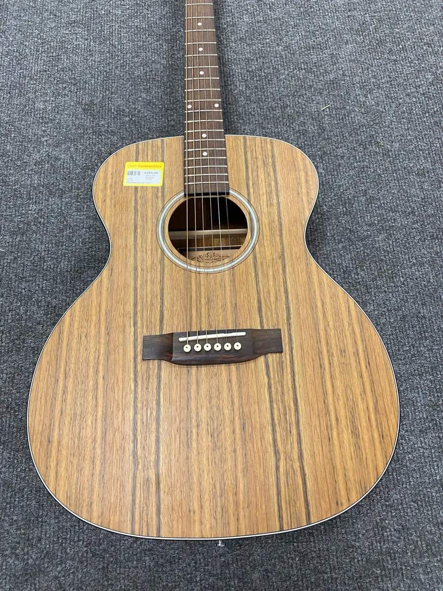Freshman Acoustic Guitar Brand New - Image 2
