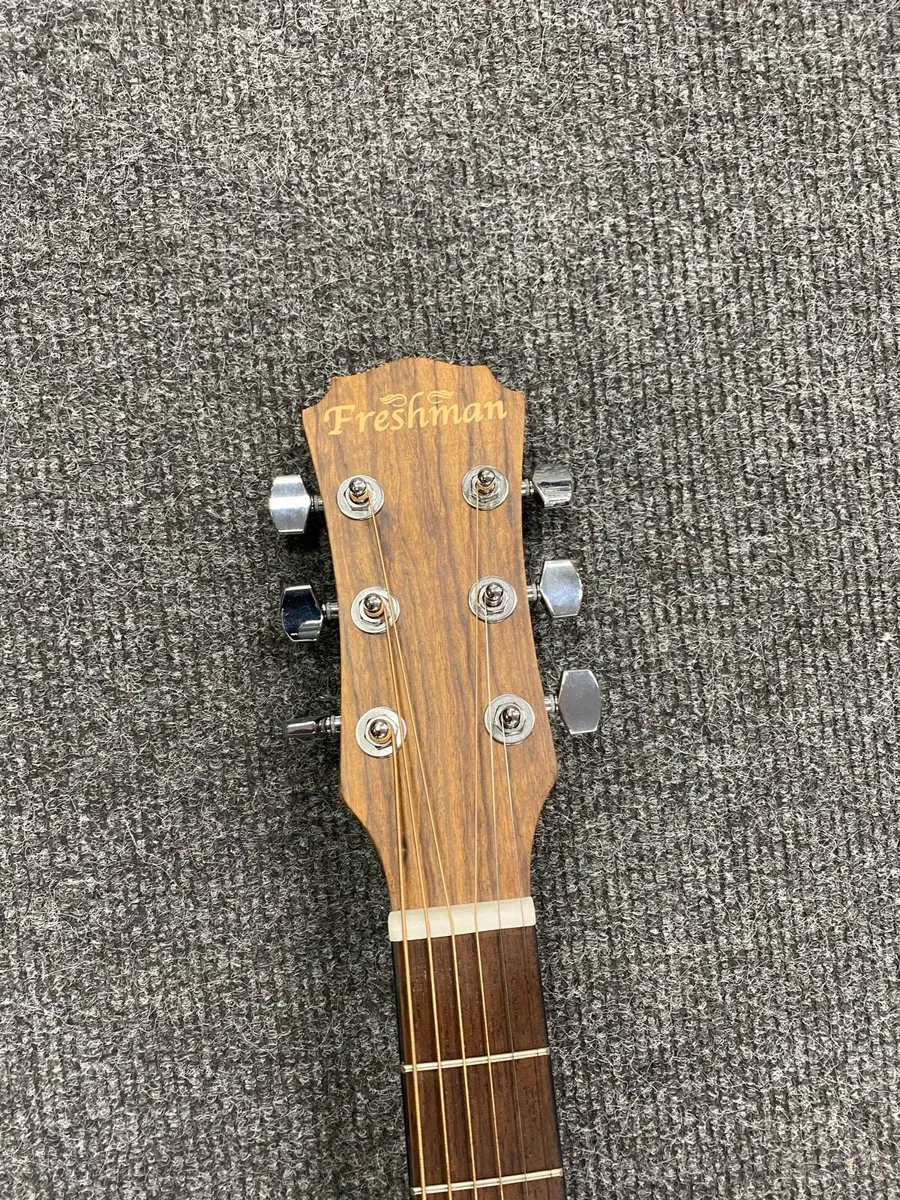 Freshman Acoustic Guitar Brand New - Image 4
