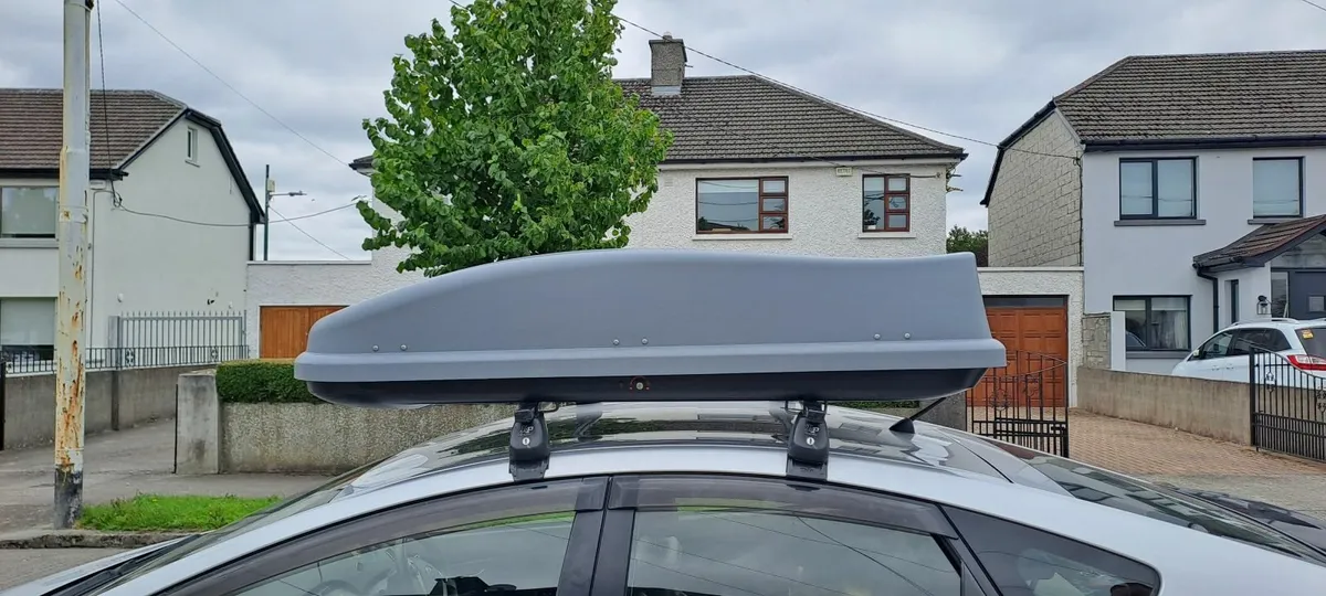 Car roof box - Image 4